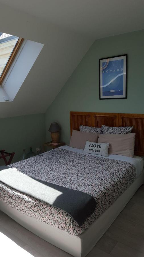 La Roseraie Bed & Breakfast