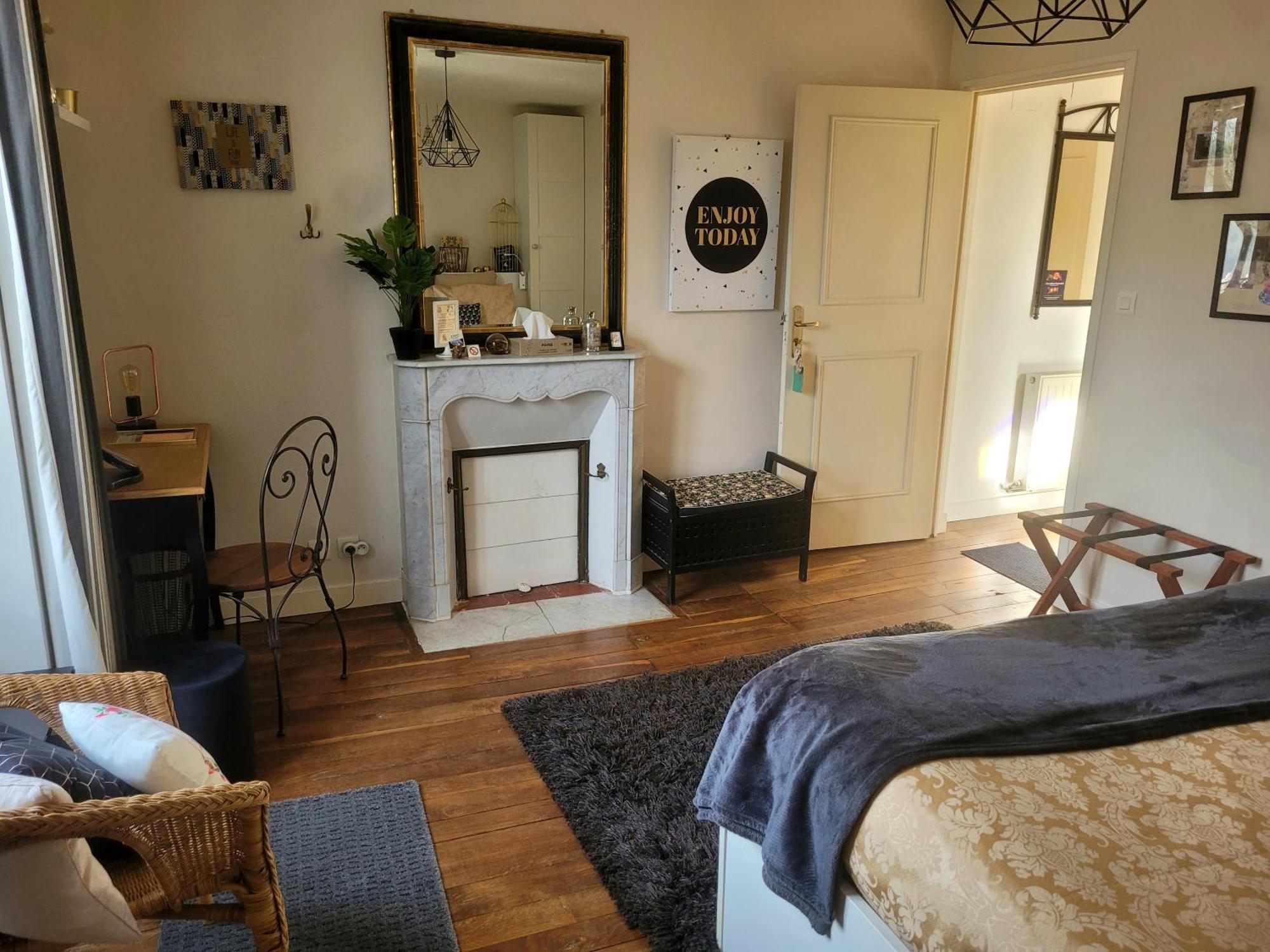Bed & Breakfast La Roseraie Neuville-du-Poitou