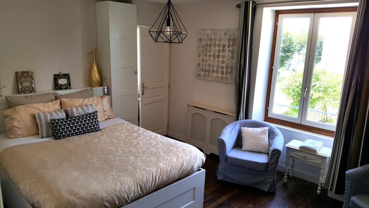 La Roseraie Bed & Breakfast