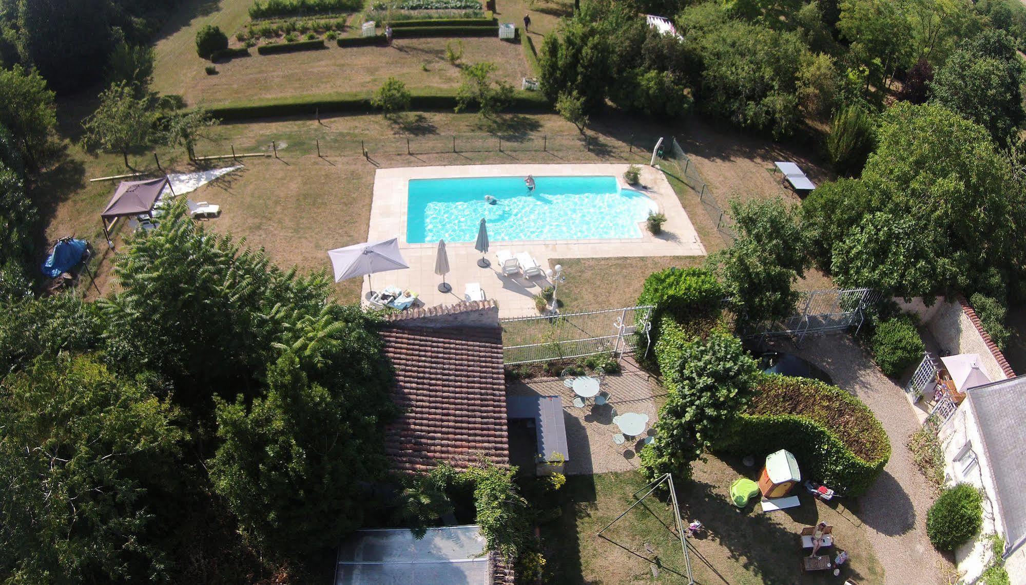 La Roseraie Bed & Breakfast
